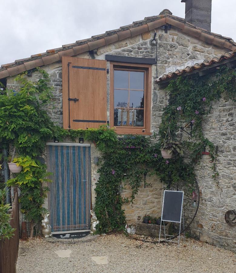 Chocolate Box Cottage Parzac Εξωτερικό φωτογραφία